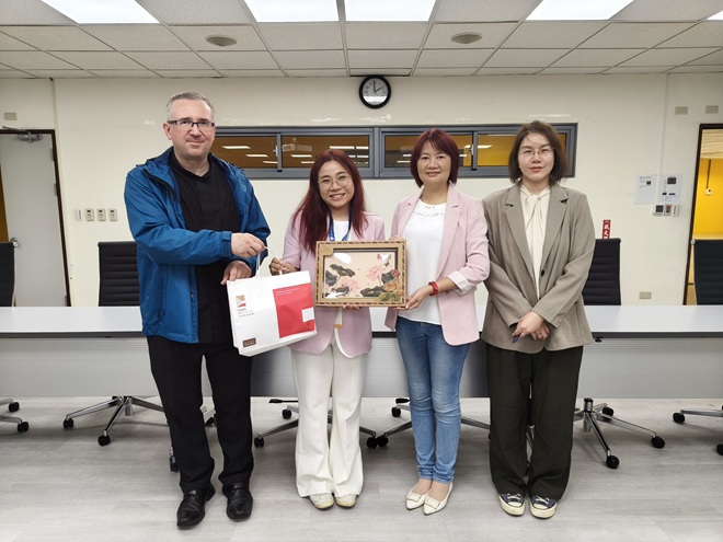 0424 胡志明市經濟大學 3